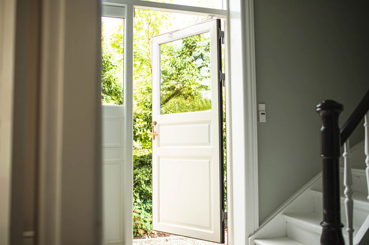 Facadedør Med Glas